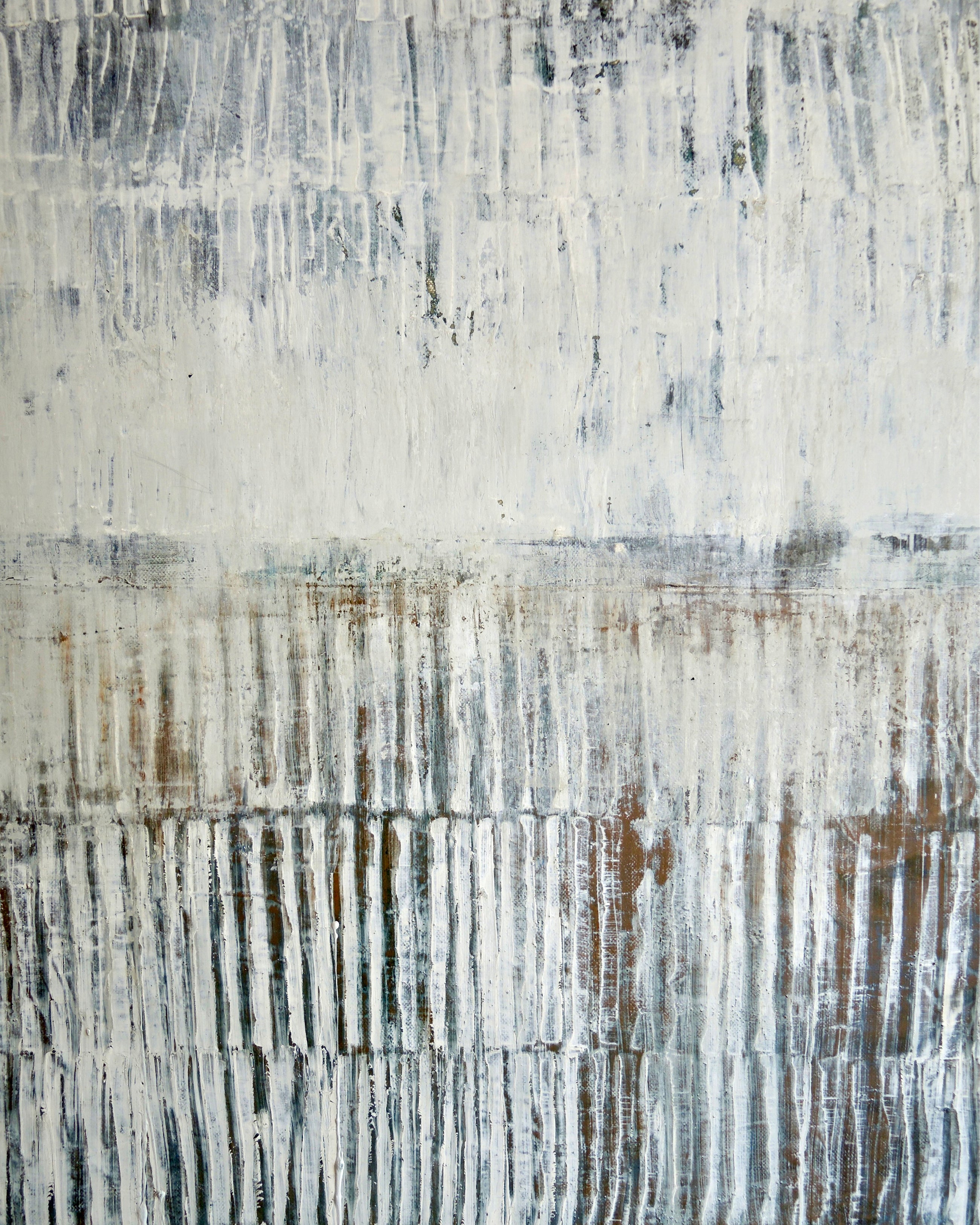 Pure Patina – Light VI detail, textured surface with soft contrasts, mineral tones and traces of ash